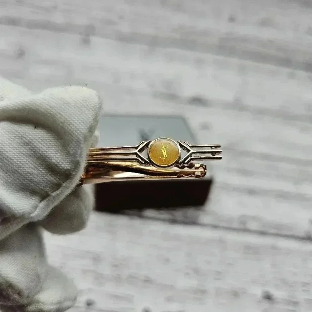 RARE Yves Saint Laurent YSL logo amber transparent window gold tone tie clip - Picture 3 of 6